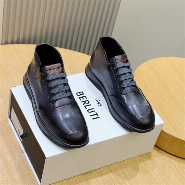 上質レザー レースアップ Berluti ベルルッティ コピー ショートブーツ 重厚感 演出