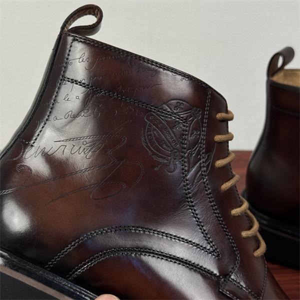  Berluti ベルルッティ コピー クラシック調 レザー ワークブーツ 落ち着き 格上げ 足元