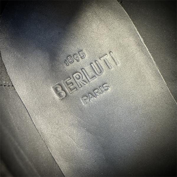 ダブルバックル 端正 レザーシューズ 大人顔 仕上げ Berluti ベルルッティ コピー