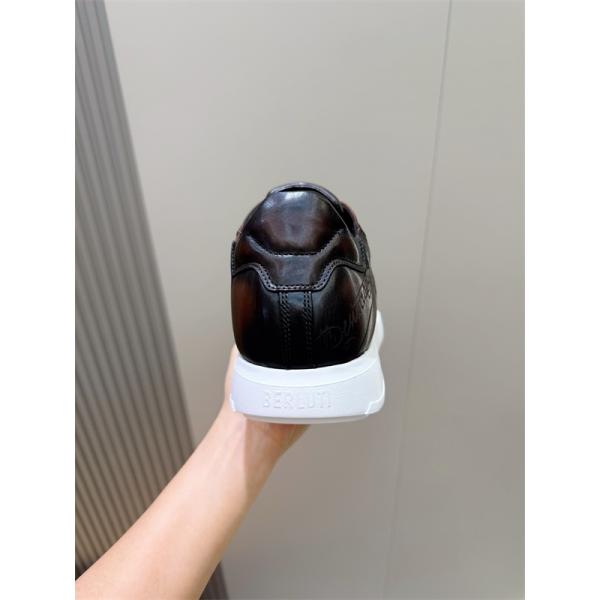 Berluti ベルルッティ コピー 人気注目 新作登場 快適フィット 都会派 レザースニーカー