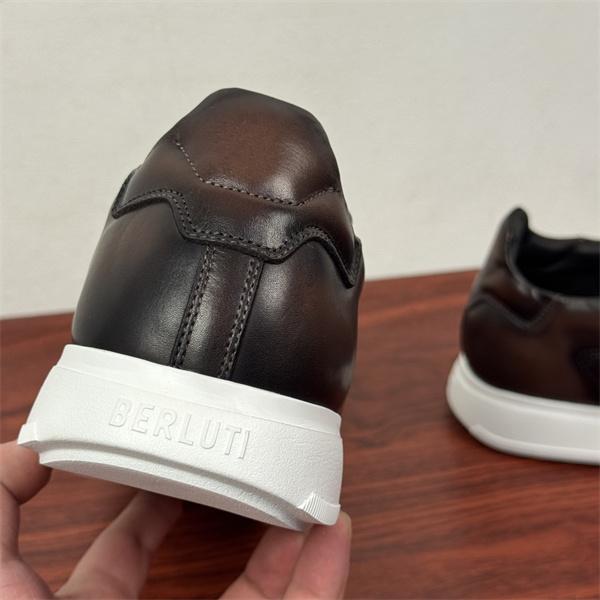 数量限定 レアカラー 展開豊富 遊び心 カジュアルスニーカー Berluti ベルルッティ コピー