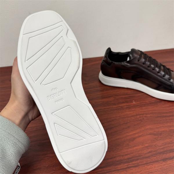 数量限定 レアカラー 展開豊富 遊び心 カジュアルスニーカー Berluti ベルルッティ コピー