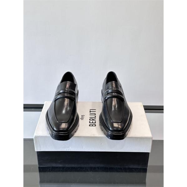 Berluti ベルルッティ コピー カラーバリエ豊富 レザースニーカー 注目アイテム