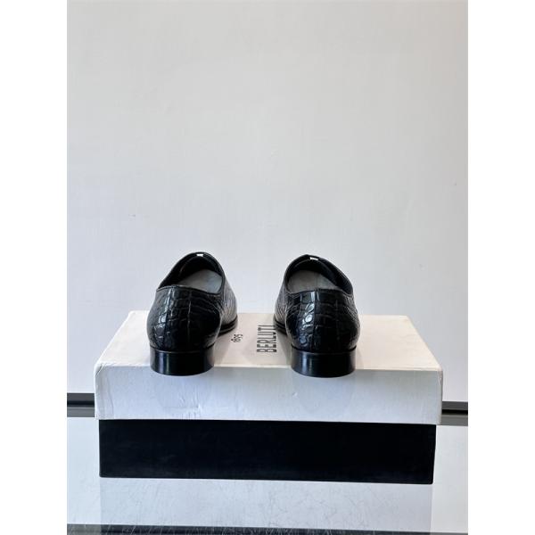 重厚 洗練 2026新作 注目 クロコ型押し レースアップ革靴 Berluti ベルルッティ コピー