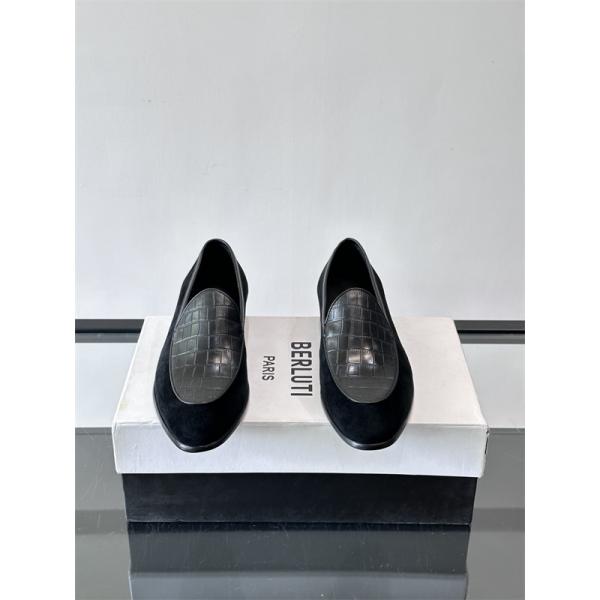 Berluti ベルルッティ コピー 上質 快適 2026新作 話題 スエードローファー