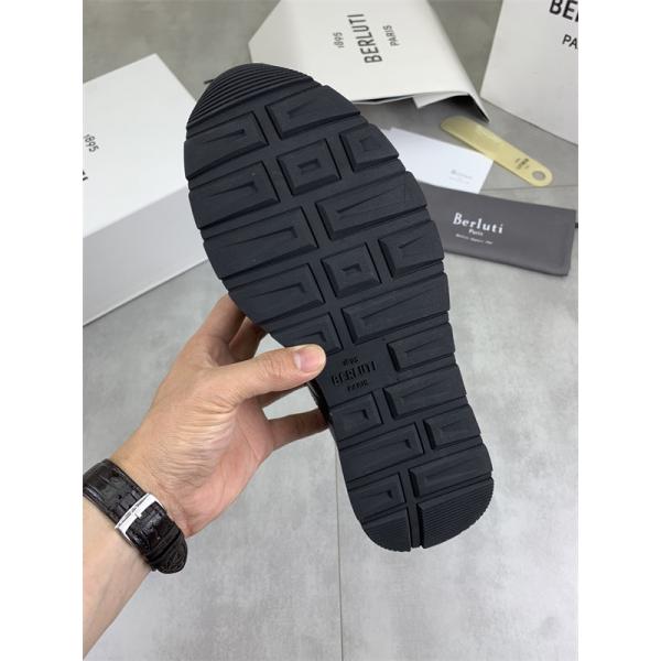 上質 洗練 レザーシューズ 2026新作 快適 今季大本命 Berluti ベルルッティ コピー