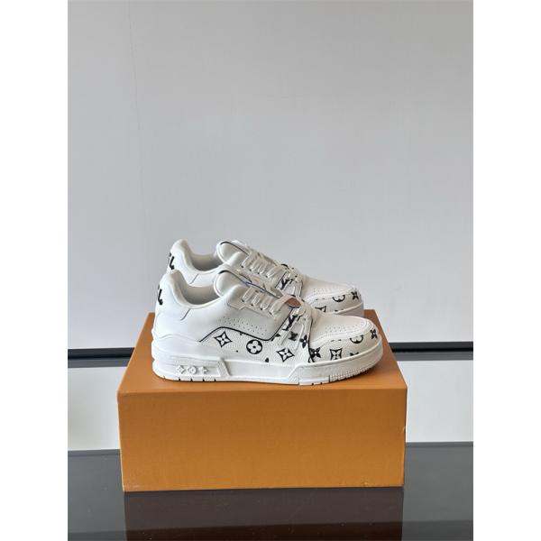 新品Lv Trainer❤ルイヴィトン靴コピーMonogram Flowersメンズスニーカー2026流行りファッション