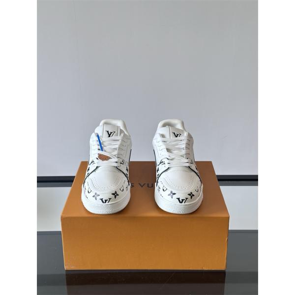 新品Lv Trainer❤ルイヴィトン靴コピーMonogram Flowersメンズスニーカー2026流行りファッション