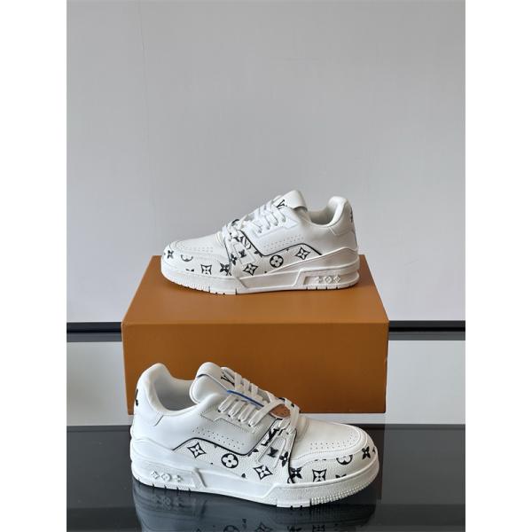 新品Lv Trainer❤ルイヴィトン靴コピーMonogram Flowersメンズスニーカー2026流行りファッション