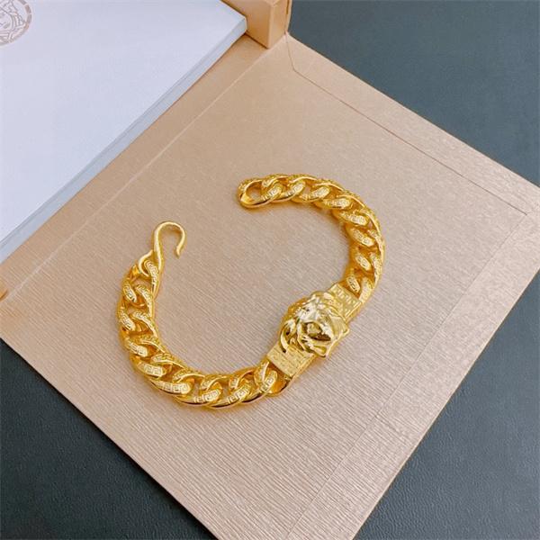 おしゃれ★ ヴェルサーチ ブレスレットコピーVersaceメンズアクセサリー2026流行り