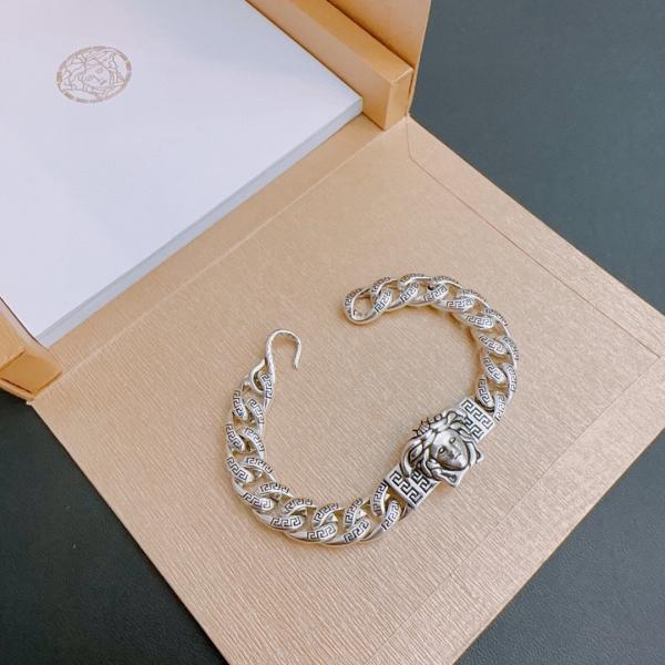 シルバー★激安 ヴェルサーチ ブレスレットコピーVersaceアクセサリー人気高評価