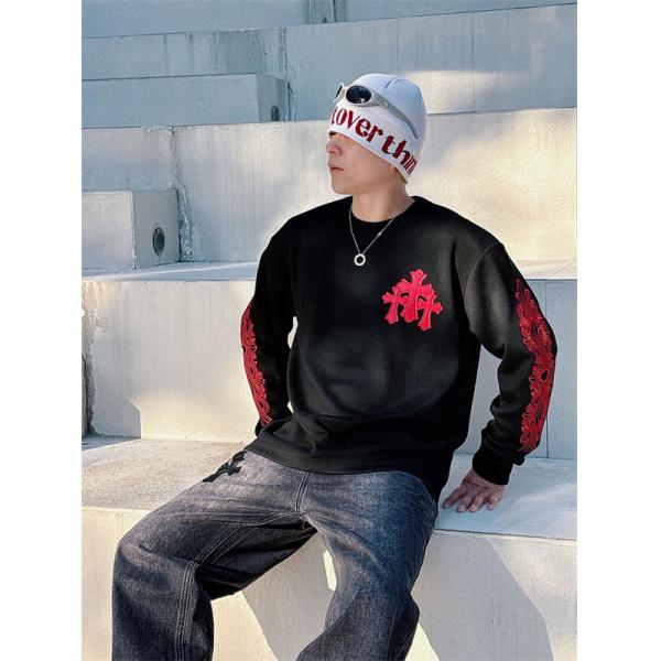 クロムハーツ Chrome Hearts コピー レッドアクセント刺繍 スウェット 重厚感 男性映え