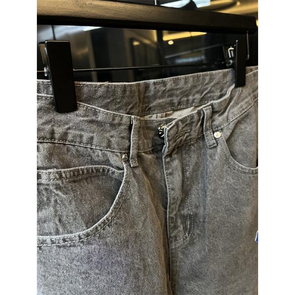 クロムハーツ Chrome Hearts コピー 話題 マルチクロス刺繍 ストレート 注目新作 デニムパンツ