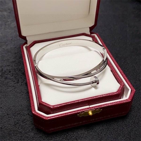 上質 ミニマルライン 鏡面仕上げ 洗練 ブレスレット Cartier カルティエ コピー