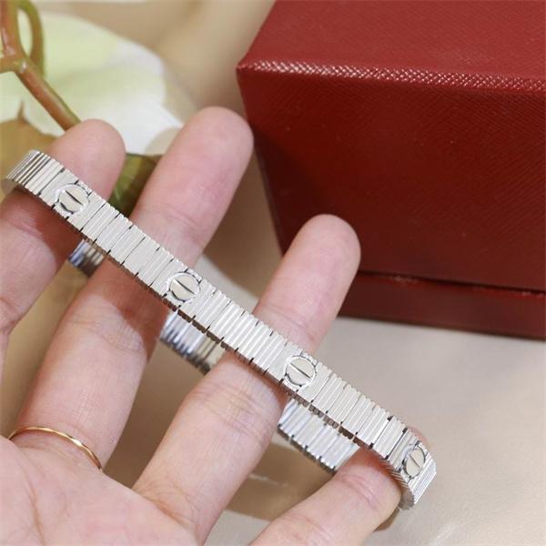 新作 精巧 リンク シャープ ユニセックス Cartier カルティエ コピー バングル