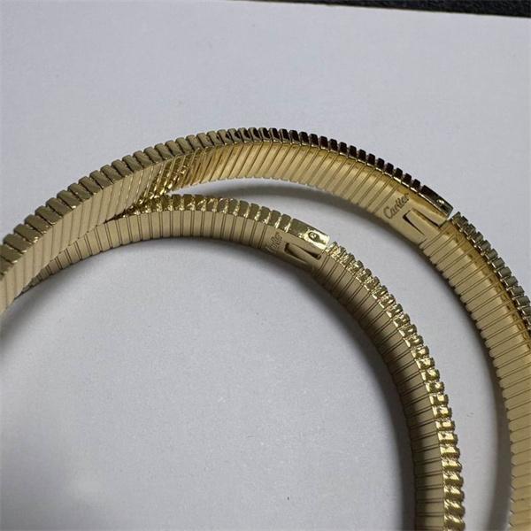 高級 ワイドフォルム 精密加工 洗練バングル Cartier カルティエ コピー