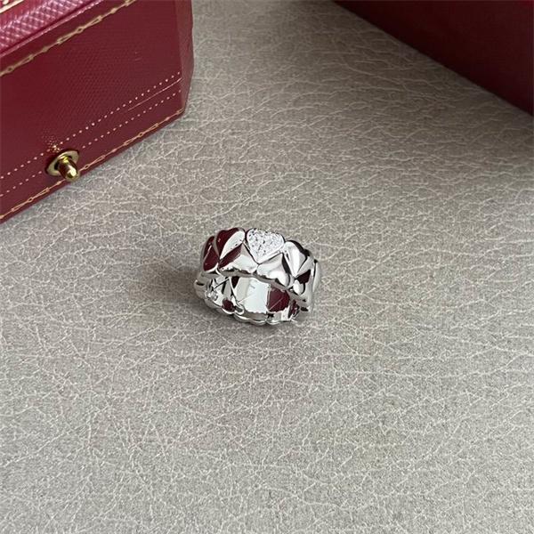 Cartier カルティエ コピー 立体感際立つ ボリュームチェーン リング モード