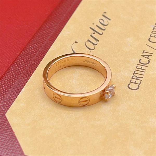 Cartier カルティエ コピー 華やか ビスモチーフ センターストーン リング エレガント