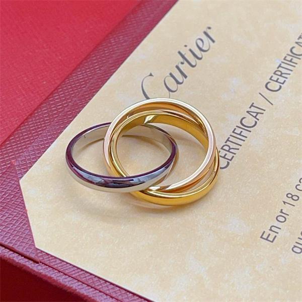 トリニティカラー 重なりデザイン リング クラシック Cartier カルティエ コピー