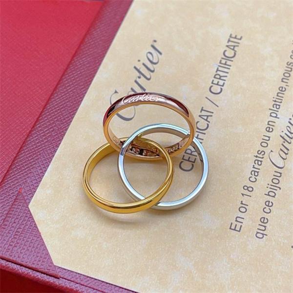 トリニティカラー 重なりデザイン リング クラシック Cartier カルティエ コピー