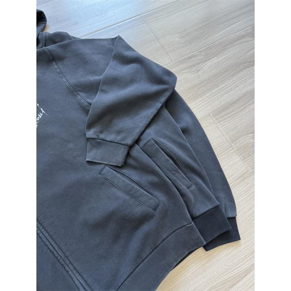 BALENCIAGA  SPRING 26 x BRITANY SPEARSバレンシアガジップアップコピー最新作