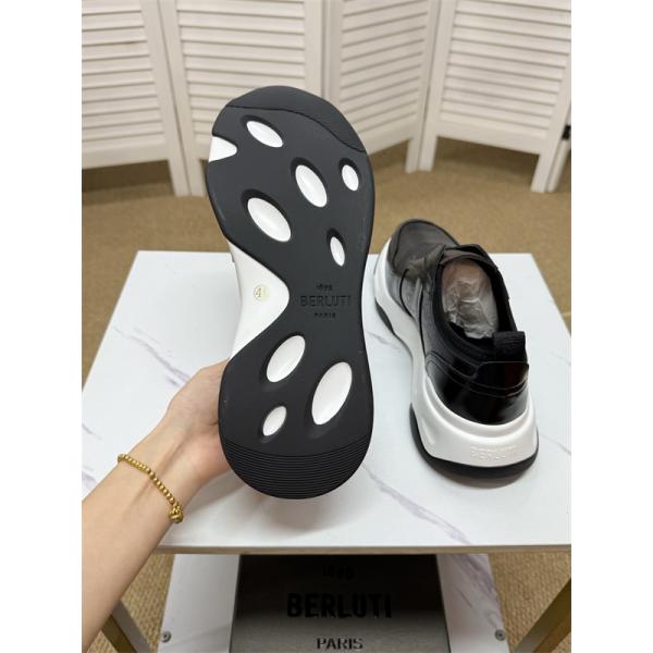 数量限定 ネイビー スニーカー 軽量 スタイリッシュ Berluti ベルルッティ コピー