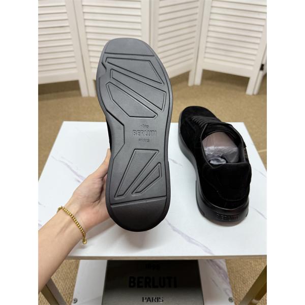 上品 スエード スニーカー 柔和 快適 2026新作 Berluti ベルルッティ スーパーコピー