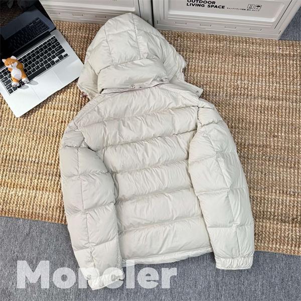 今季新作 フード付き ダウンブルゾン 快適 当店イチオシ MONCLER モンクレール コピー