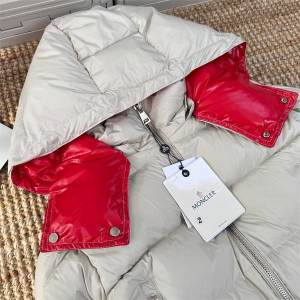 今季新作 フード付き ダウンブルゾン 快適 当店イチオシ MONCLER モンクレール コピー