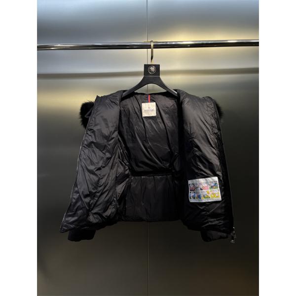 新作注目 ファー付き ダウンジャケット 女性的 上品 MONCLER モンクレール コピー