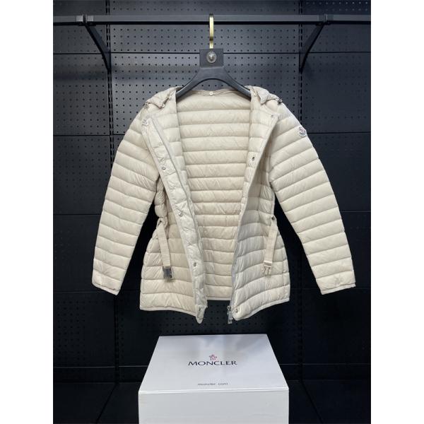 MONCLER モンクレール コピー 入手困難 2026新作必須 ダウンコート 高級感 保温性