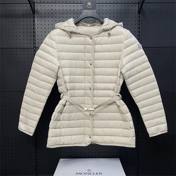 MONCLER モンクレール コピー 入手困難 2026新作必須 ダウンコート 高級感 保温性
