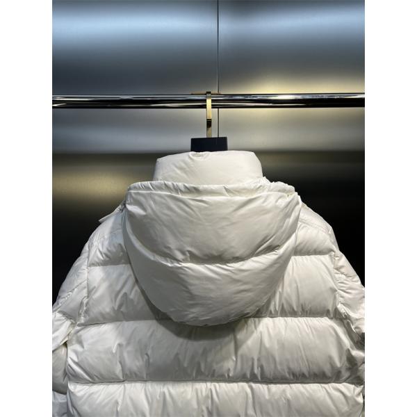 人気爆発 新登場 ダウンジャケット 防寒対策 冬仕様 MONCLER モンクレール コピー