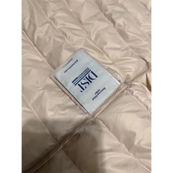 MONCLER モンクレール コピー 新着登場 ライトダウンジャケット 温か素材 防寒