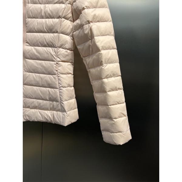 MONCLER モンクレール コピー 新着登場 ライトダウンジャケット 温か素材 防寒