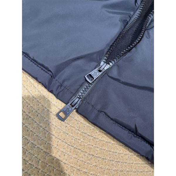 MONCLER モンクレール コピー トレンド最前線 新作 ハイブリッド ダウンジャケット 高級