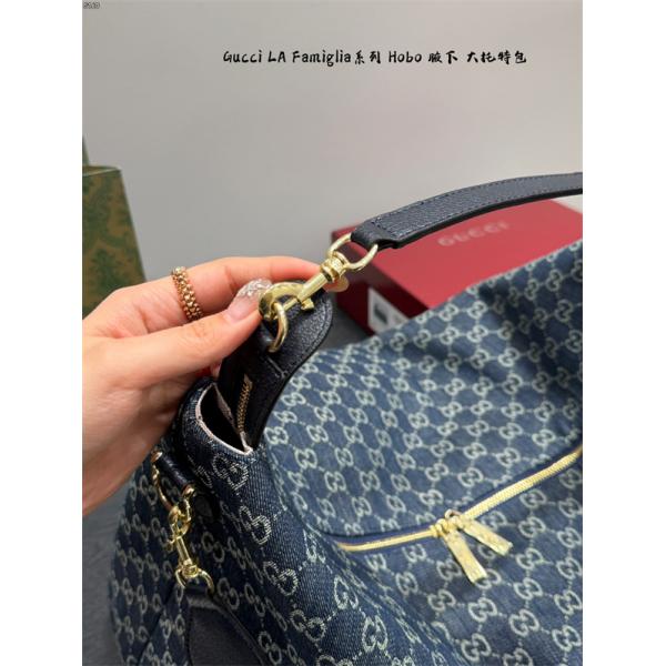 大容量★★GUCCI LaFamigliaシリーズHobo 男女兼用上品グッチショルダーバッグコピー