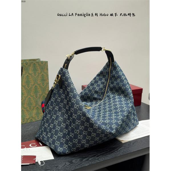 大容量★★GUCCI LaFamigliaシリーズHobo 男女兼用上品グッチショルダーバッグコピー