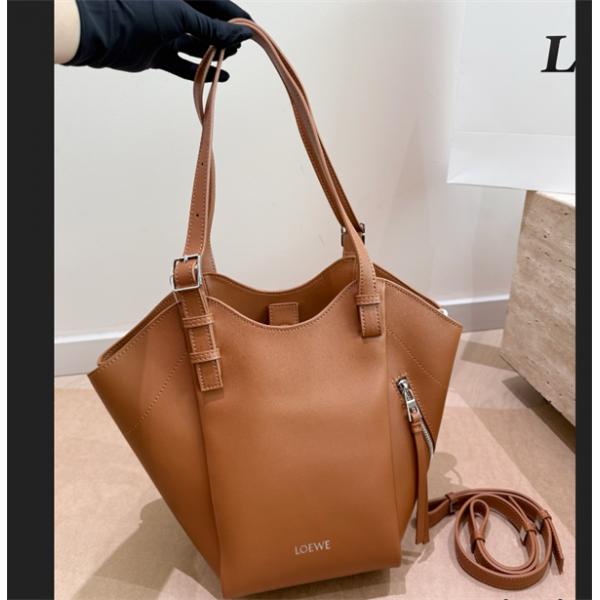 LOEWE  Hammock Flip☆ロエベショルダーバッグコピー2026トレンド最新大容量箱付き