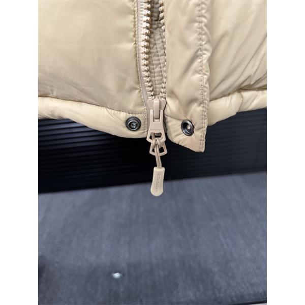 BURBERRY バーバリー コピー 入手困難 2026新作必須 ダウンジャケット 保温性