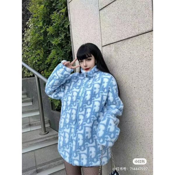 話題沸騰 新作 キッズ ダウンジャケット 防寒仕様 DIOR ディオール コピー