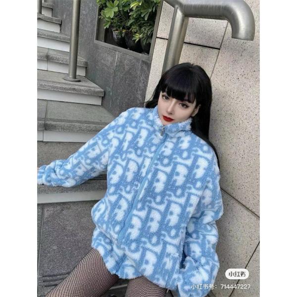 話題沸騰 新作 キッズ ダウンジャケット 防寒仕様 DIOR ディオール コピー