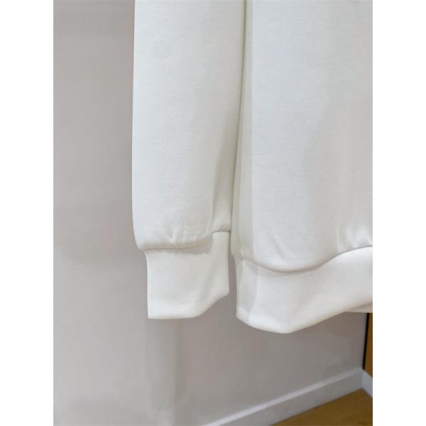 ワンポイント トレーナー ミニマル 2026新作 FENDI フェンディ コピー