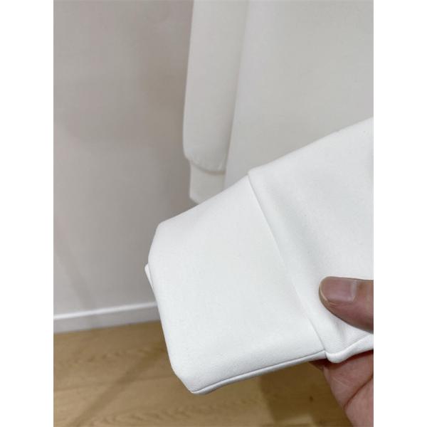 ワンポイント トレーナー ミニマル 2026新作 FENDI フェンディ コピー