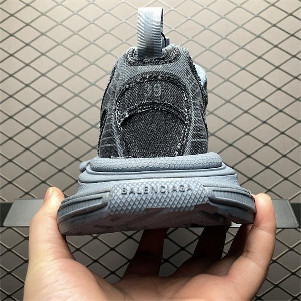履き心地快適Balenciaga ☆バレンシアガ3XL スニーカースーパーコピー 2026トレンド上質アイテム