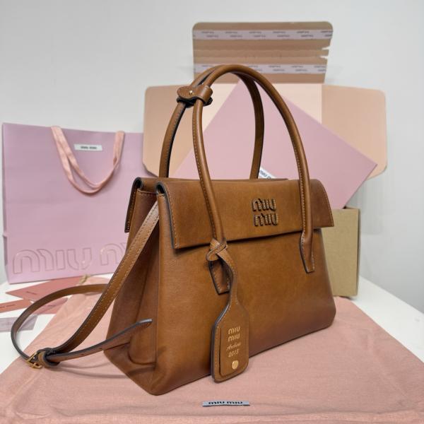 5BA302 MiMisolitaire❤ミュウミュウハンドバッグスーパーコピー MiuMiu新作人気大容量