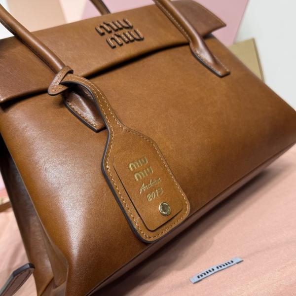 5BA302 MiMisolitaire❤ミュウミュウハンドバッグスーパーコピー MiuMiu新作人気大容量