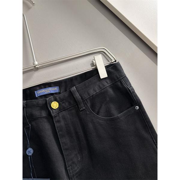注目度抜群 高級感漂う ブラック スキニーデニム LOUIS VUITTON ルイヴィトン コピー