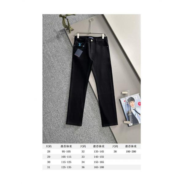 注目度抜群 高級感漂う ブラック スキニーデニム LOUIS VUITTON ルイヴィトン コピー