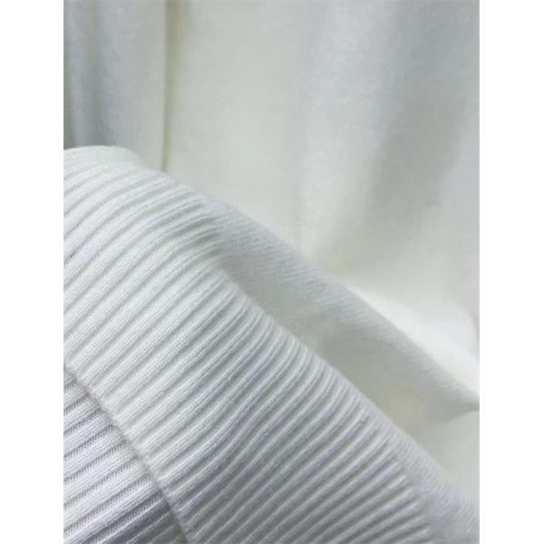 売切注意 2026新作 ポケットアクセント ニット LOUIS VUITTON ルイヴィトン コピー